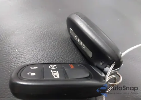 2019 Jeep Cherokee Altitude 4X4 из США, поврежденный, VIN 1C4PJMLX4KD413594